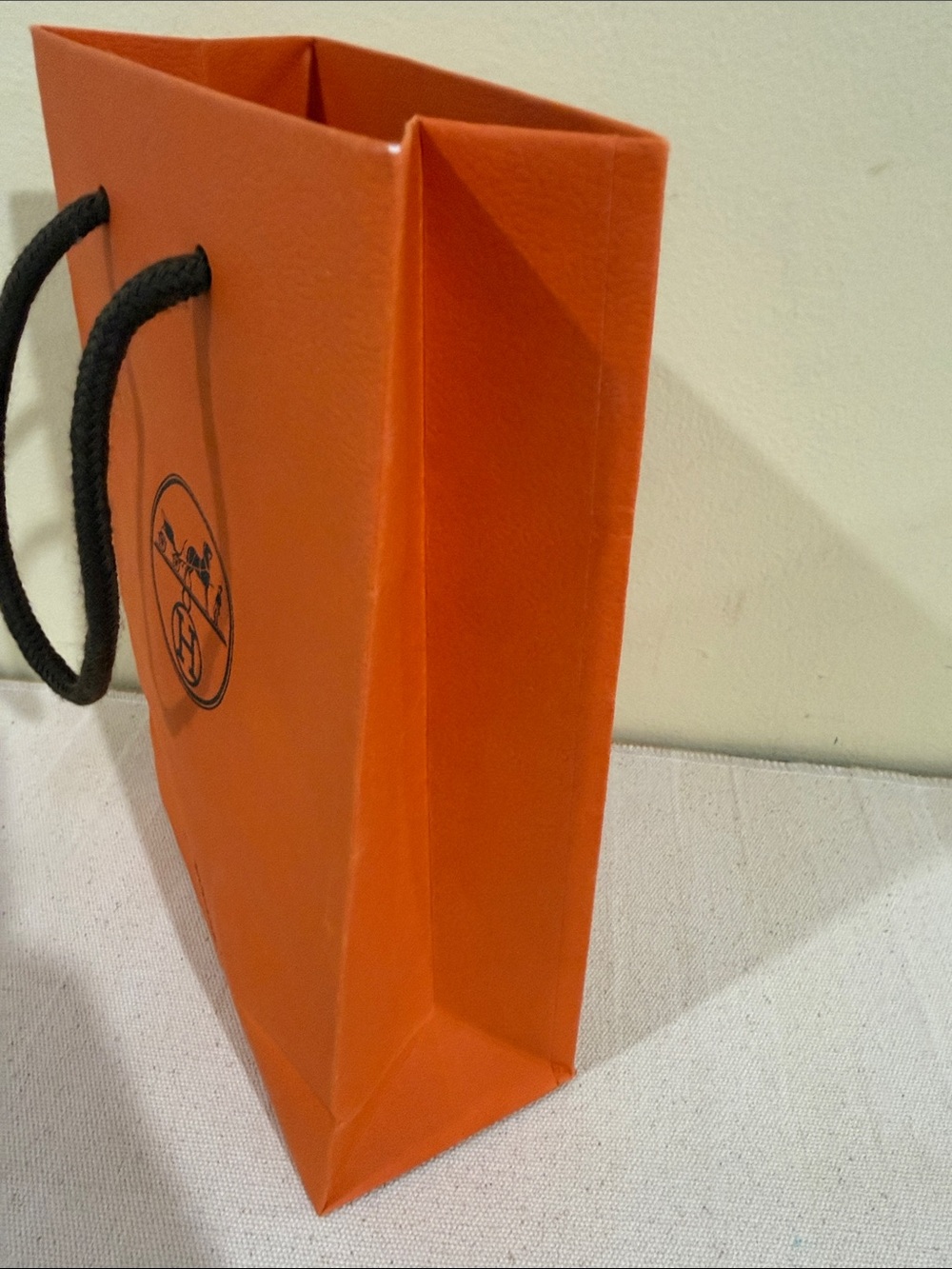 Authentic Hermes Orange Shopping Bag with brown Handles Hermes gift bags - Picture 5 of 10